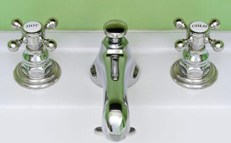 Energy-Efficient Hot Water Systems Benefit ?